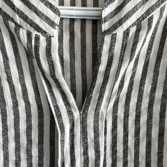 grey V Neck Lace Vertical Striped Blouse short sleeve linen top - Picture 7 of 7